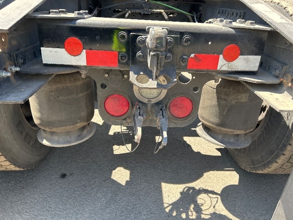 Sleeper Tractor-Heavy Duty Tractors-Freightliner-2020-T12664ST-Torrance-CA-908,583\n\t\tmiles-$ 33,750 - Image 23