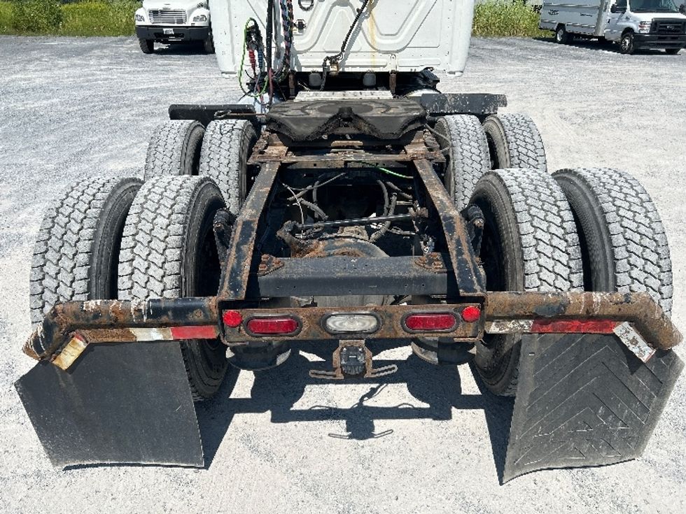 Sleeper Tractor-Heavy Duty Tractors-Freightliner-2020-T12664ST-Watertown-NY-478,593\n\t\tmiles-$ 64,500 - Image 6