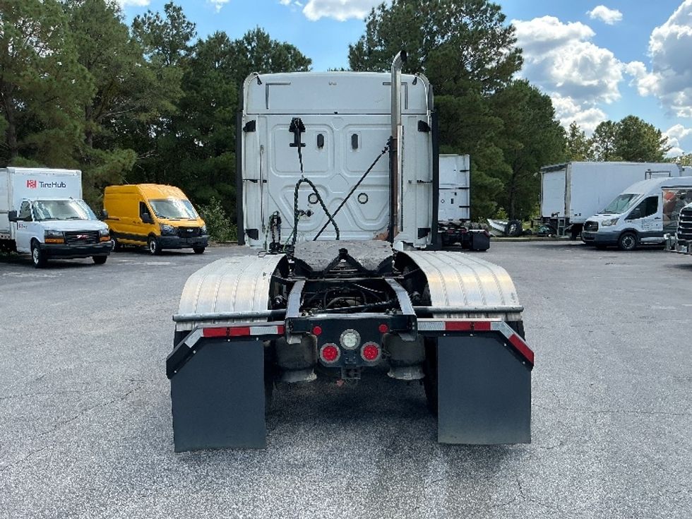 Sleeper Tractor-Heavy Duty Tractors-Freightliner-2020-T12664ST-West Columbia-SC-395,640\n\t\tmiles-$ 71,000 - Image 6