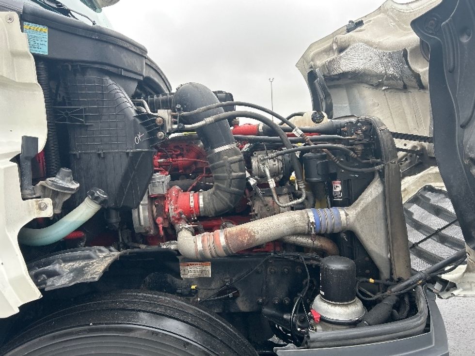 Sleeper Tractor-Heavy Duty Tractors-Freightliner-2020-T12664ST-White Deer-PA-487,748\n\t\tmiles-$ 58,250 - Image 20