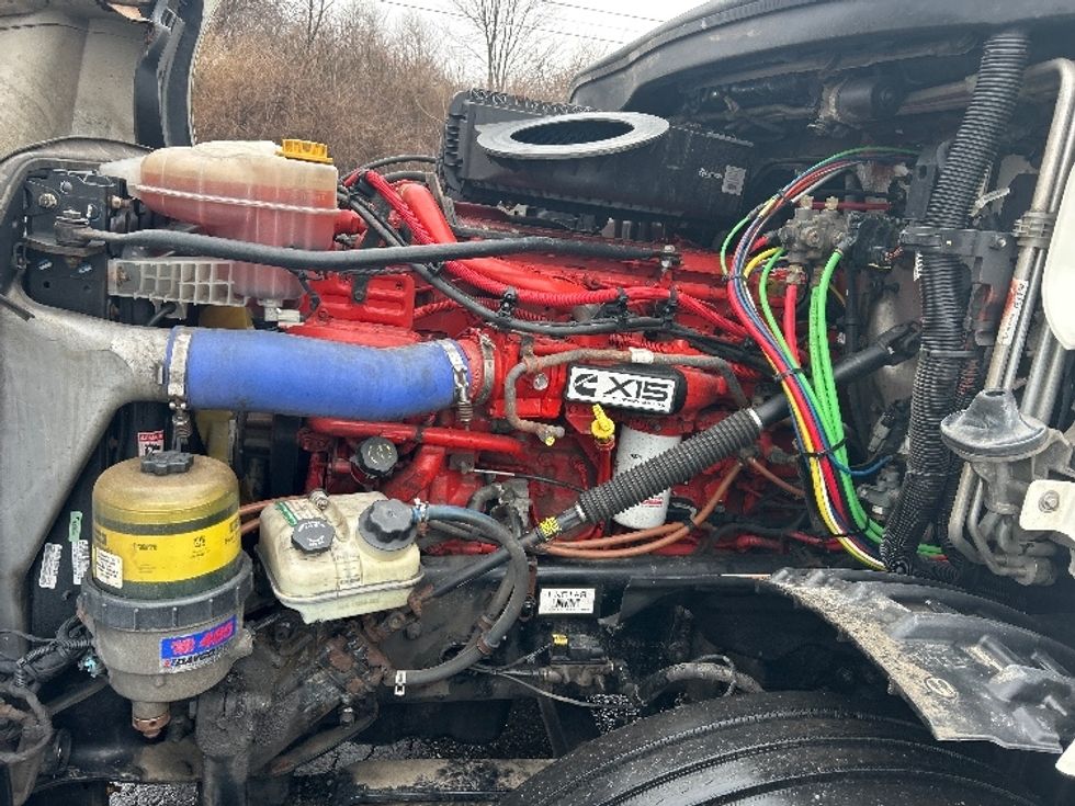 Sleeper Tractor-Heavy Duty Tractors-Freightliner-2020-T12664ST-White Deer-PA-487,748\n\t\tmiles-$ 58,250 - Image 21