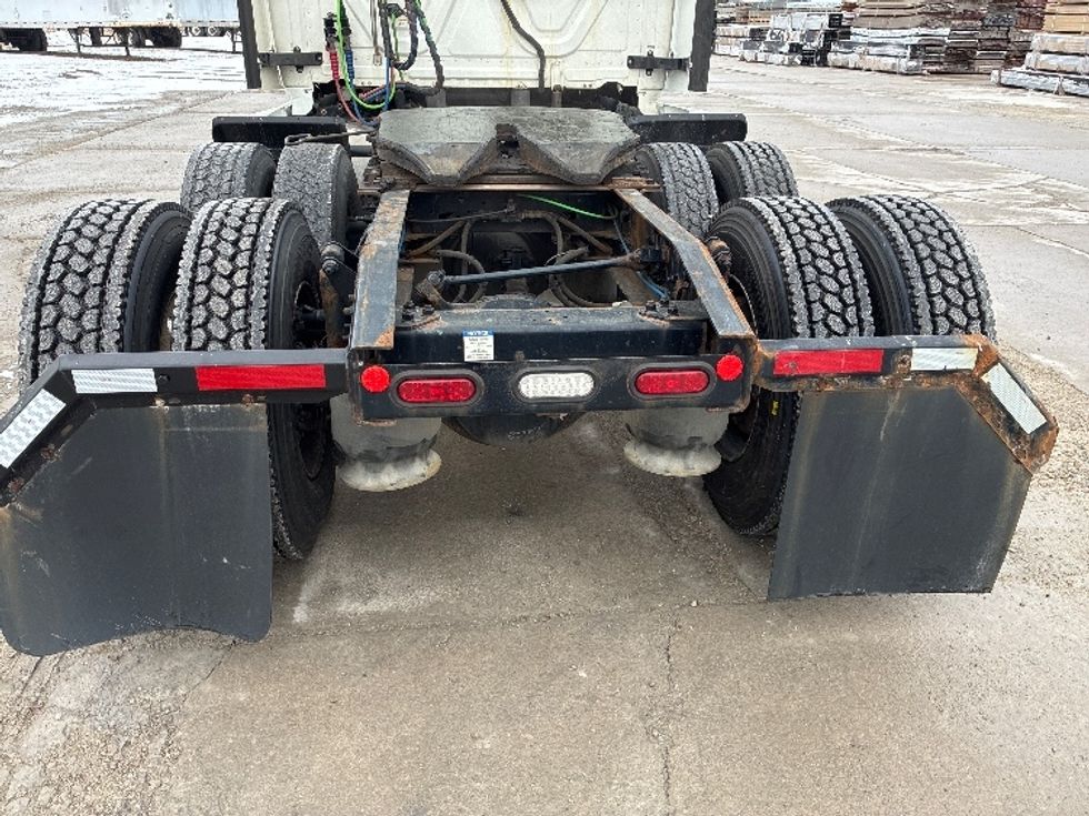 Sleeper Tractor-Heavy Duty Tractors-Freightliner-2020-T12664ST-Wilmington-OH-563,653\n\t\tmiles-$ 55,250 - Image 6