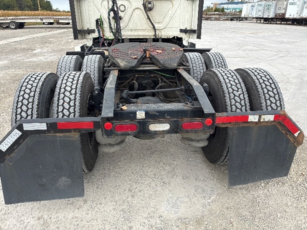 Sleeper Tractor-Heavy Duty Tractors-Freightliner-2020-T12664ST-Wilmington-OH-636,052\n\t\tmiles-$ 50,000 - Image 6