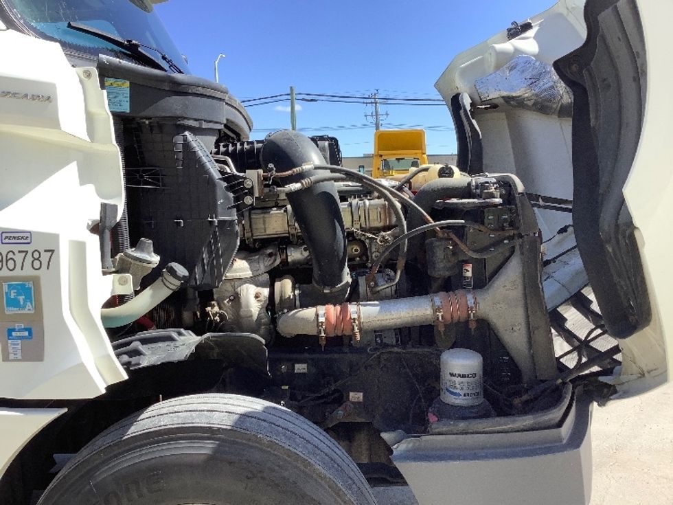 Sleeper Tractor-Heavy Duty Tractors-Freightliner-2020-T12664ST-Winnipeg-MB-824,506\n\t\tkm-$ 85,250 - Image 20