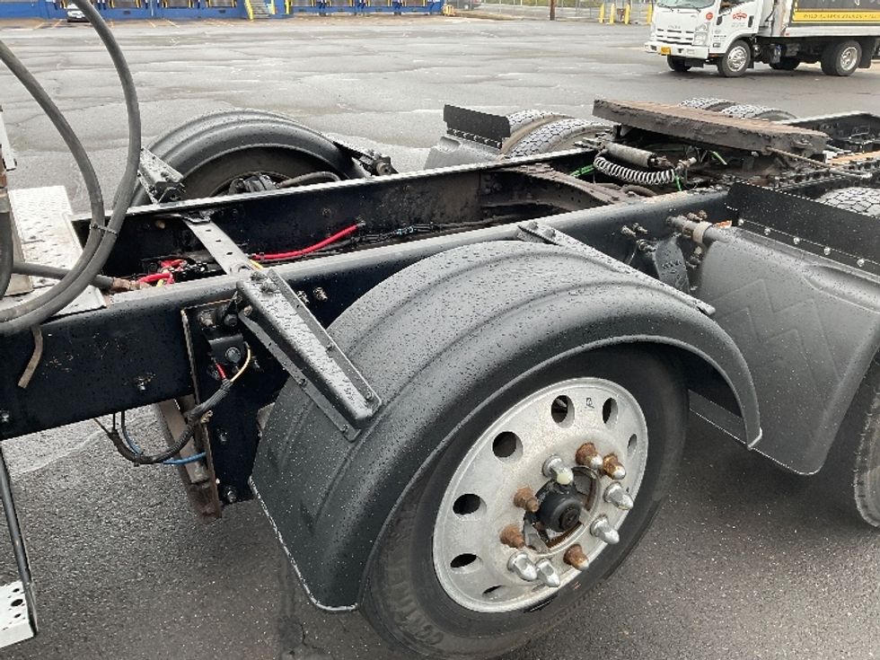 Sleeper Tractor-Heavy Duty Tractors-Freightliner-2020-T12684ST-Clackamas-OR-428,406\n\t\tmiles-$ 76,250 - Image 22