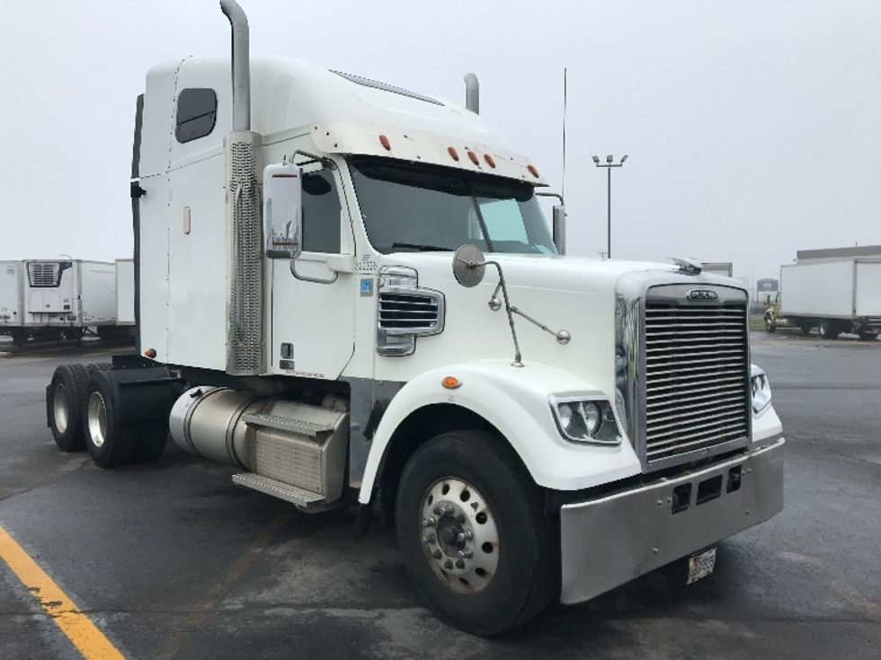 Sleeper Tractor-Heavy Duty Tractors-Freightliner-2021-D12264SD-Saint Laurent-PQ-789,995\n\t\tkm-$ 93,250 - Image 1
