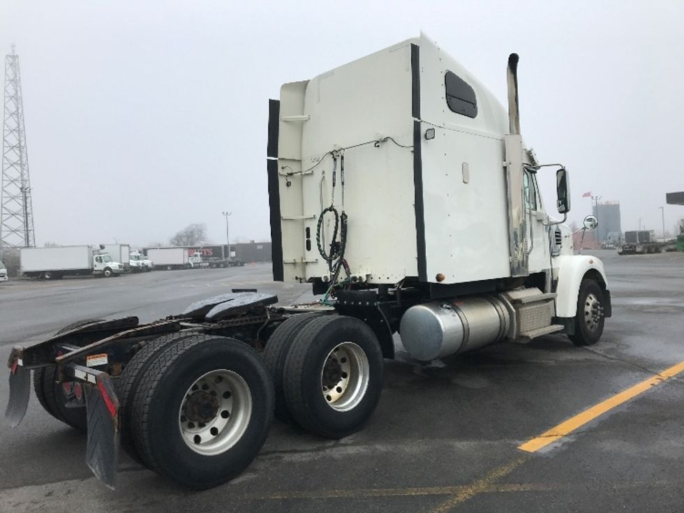Sleeper Tractor-Heavy Duty Tractors-Freightliner-2021-D12264SD-Saint Laurent-PQ-789,995\n\t\tkm-$ 93,250 - Image 7