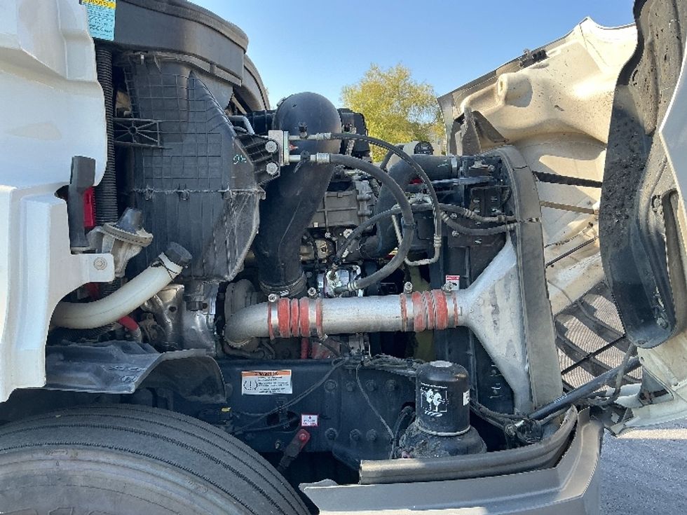Sleeper Tractor-Heavy Duty Tractors-Freightliner-2021-T11664ST-San Antonio-TX-312,999\n\t\tmiles-$ 79,750 - Image 20