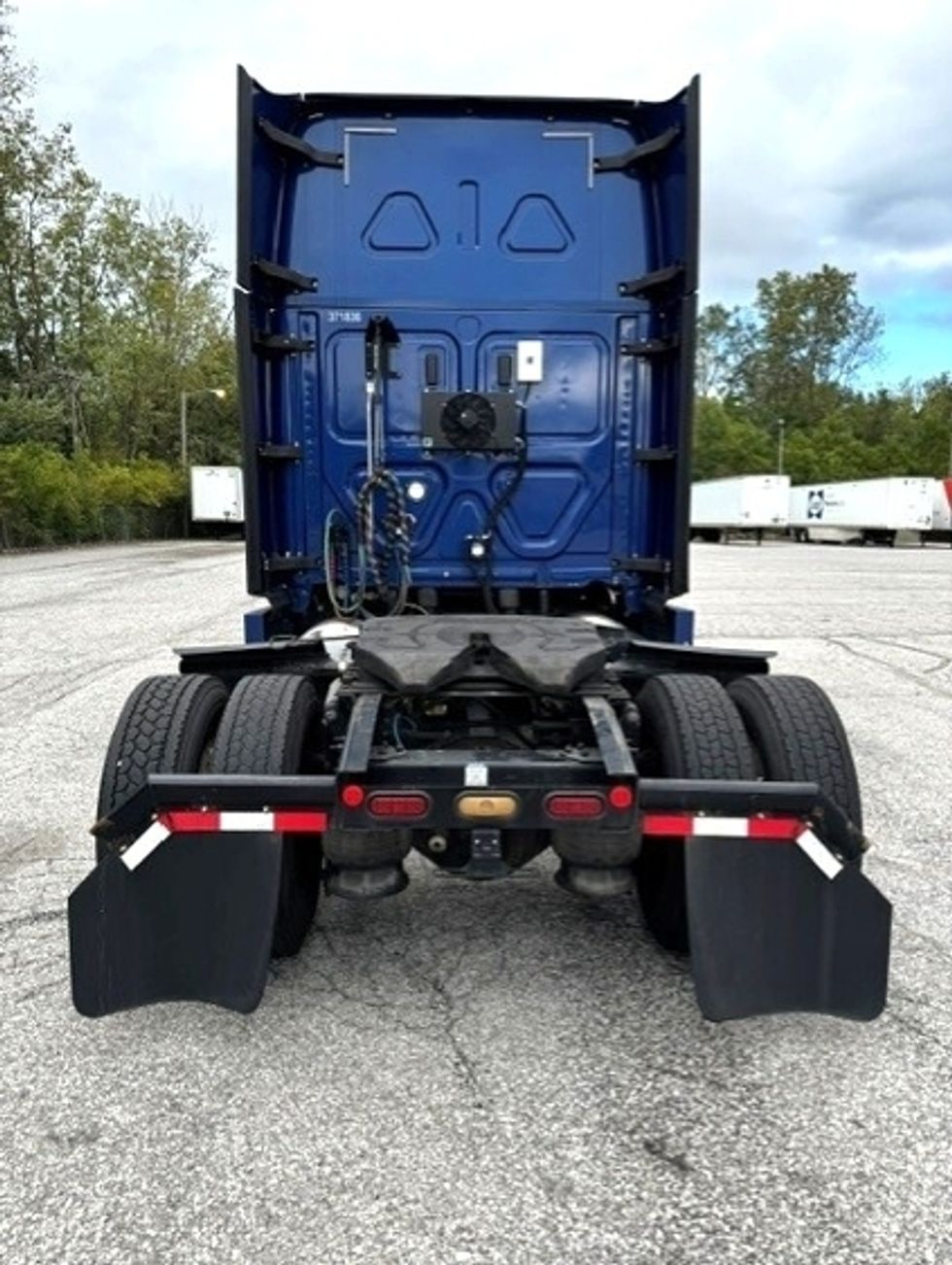 Sleeper Tractor-Heavy Duty Tractors-Freightliner-2021-T12642ST-Fort Wayne-IN-413,354\n\t\tmiles-$ 60,000 - Image 6