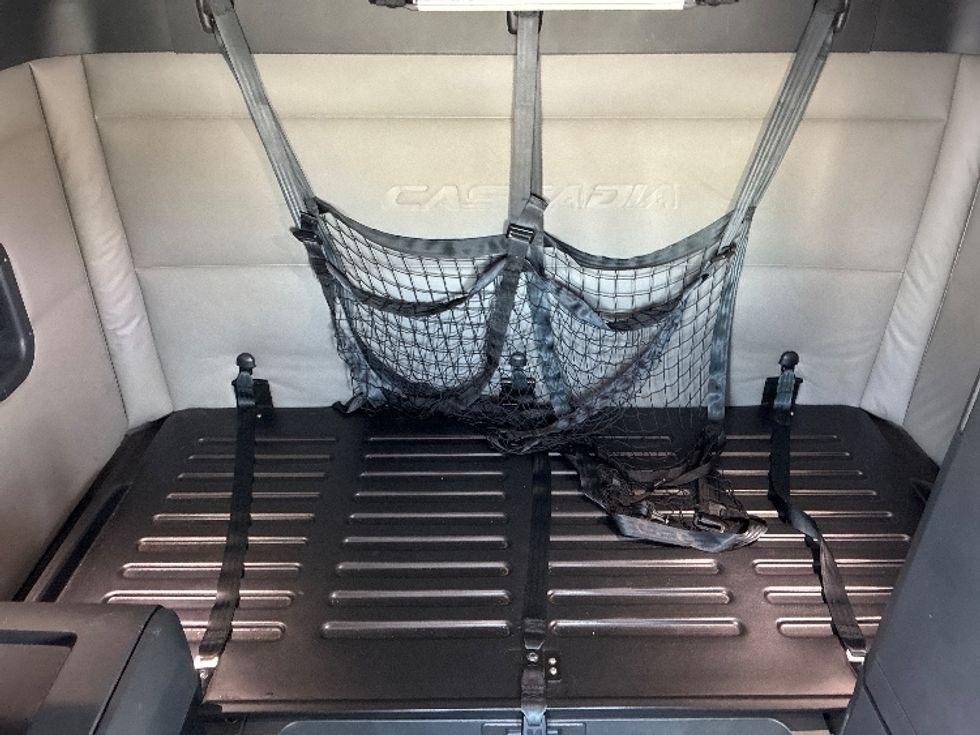 Sleeper Tractor-Heavy Duty Tractors-Freightliner-2021-T12642ST-Fort Wayne-IN-425,875\n\t\tmiles-$ 60,500 - Image 16