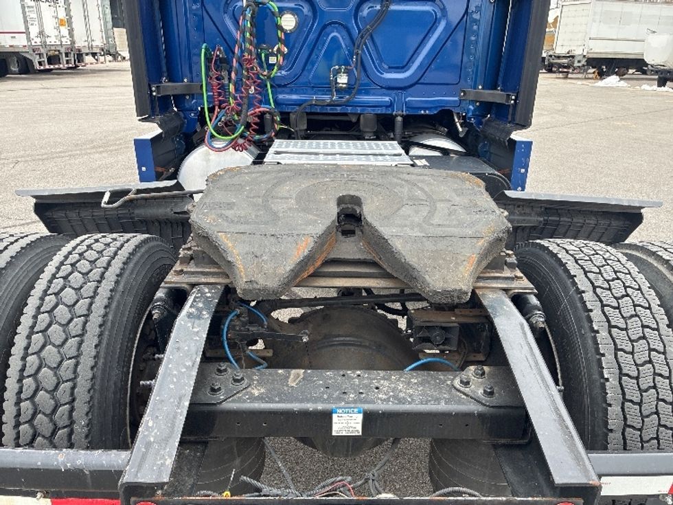 Sleeper Tractor-Heavy Duty Tractors-Freightliner-2021-T12642ST-Fort Wayne-IN-465,984\n\t\tmiles-$ 57,250 - Image 6