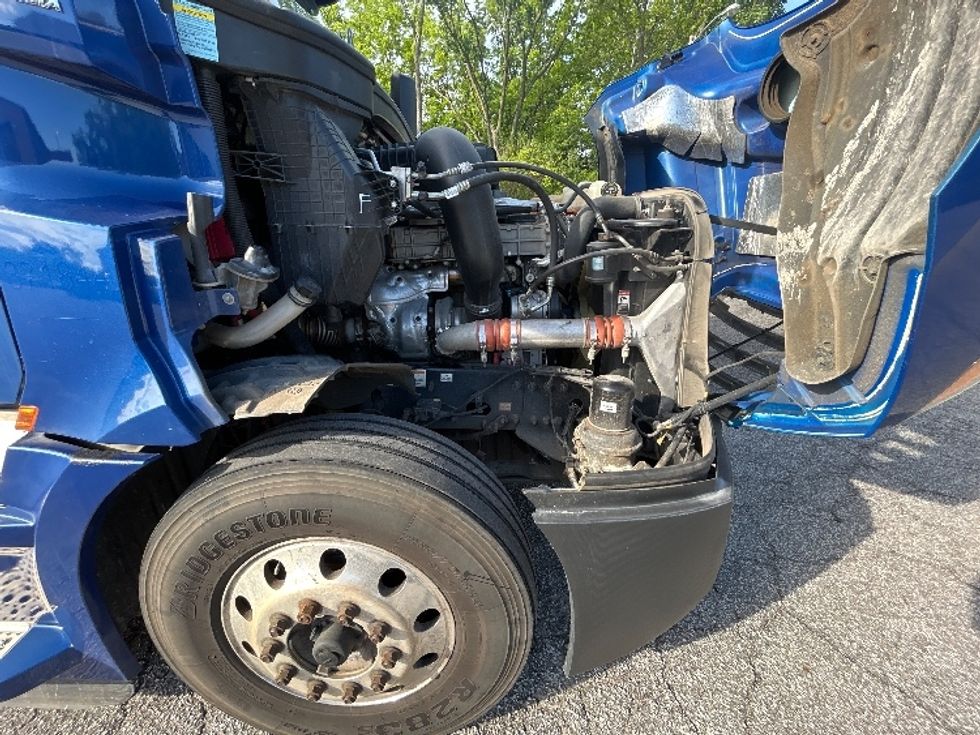 Sleeper Tractor-Heavy Duty Tractors-Freightliner-2021-T12642ST-Fort Wayne-IN-506,123\n\t\tmiles-$ 56,250 - Image 19