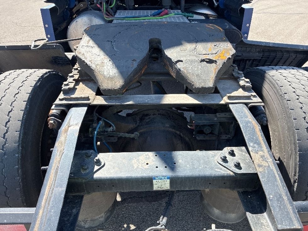 Sleeper Tractor-Heavy Duty Tractors-Freightliner-2021-T12642ST-Fort Wayne-IN-549,751\n\t\tmiles-$ 55,000 - Image 6