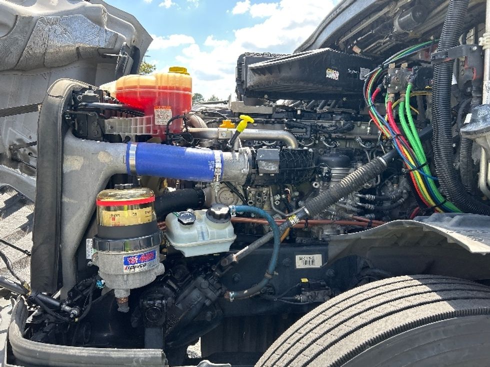 Sleeper Tractor-Heavy Duty Tractors-Freightliner-2021-T12642ST-Lexington-SC-343,988\n\t\tmiles-$ 73,250 - Image 21