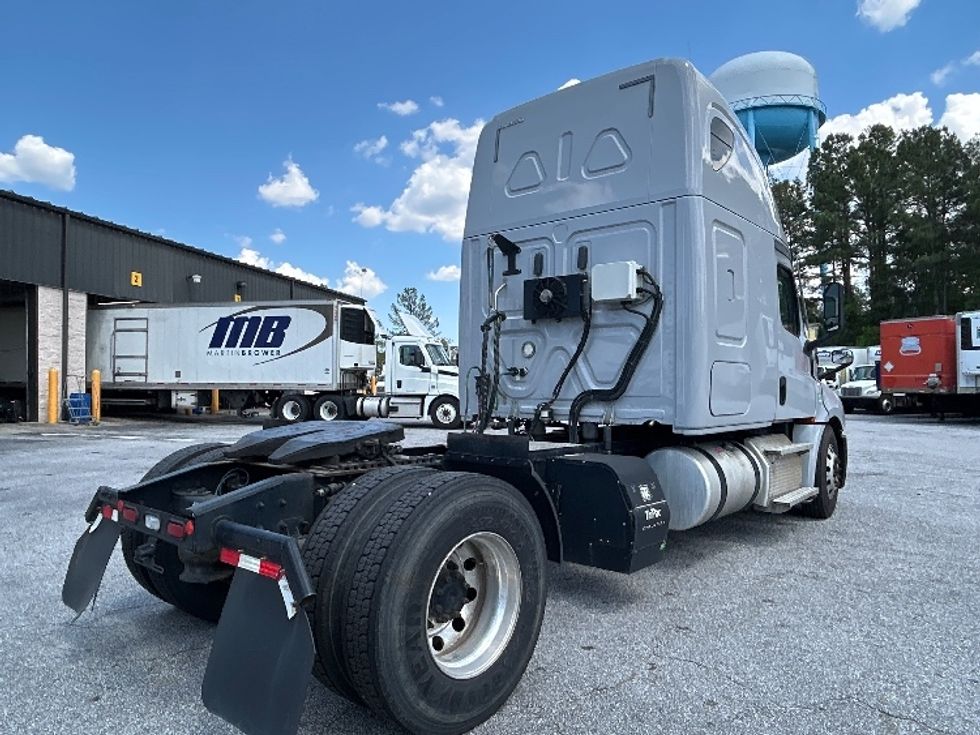 Sleeper Tractor-Heavy Duty Tractors-Freightliner-2021-T12642ST-Lexington-SC-343,988\n\t\tmiles-$ 73,250 - Image 7