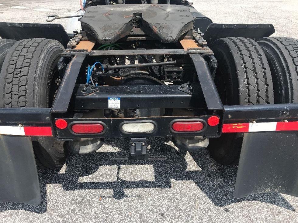 Sleeper Tractor-Heavy Duty Tractors-Freightliner-2021-T12642ST-Lexington-SC-379,581\n\t\tmiles-$ 80,750 - Image 6