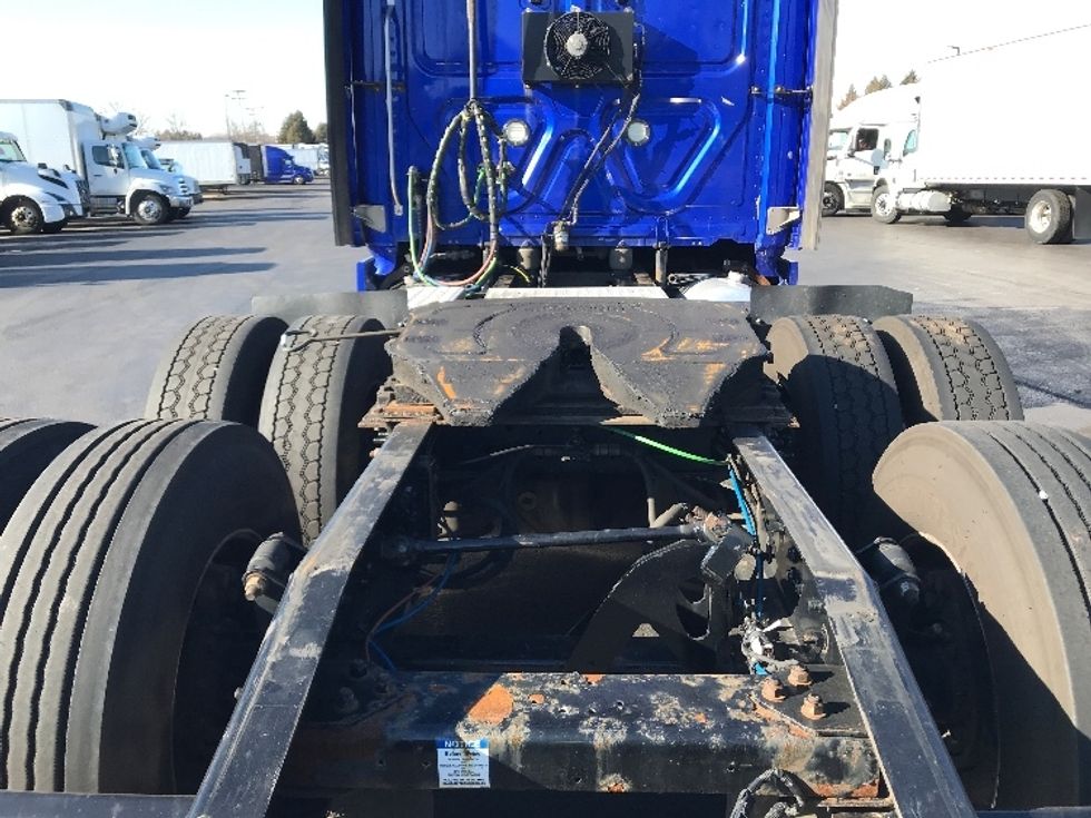 Sleeper Tractor-Heavy Duty Tractors-Freightliner-2021-T12662ST-Lancaster-PA-598,424\n\t\tmiles-$ 46,500 - Image 6