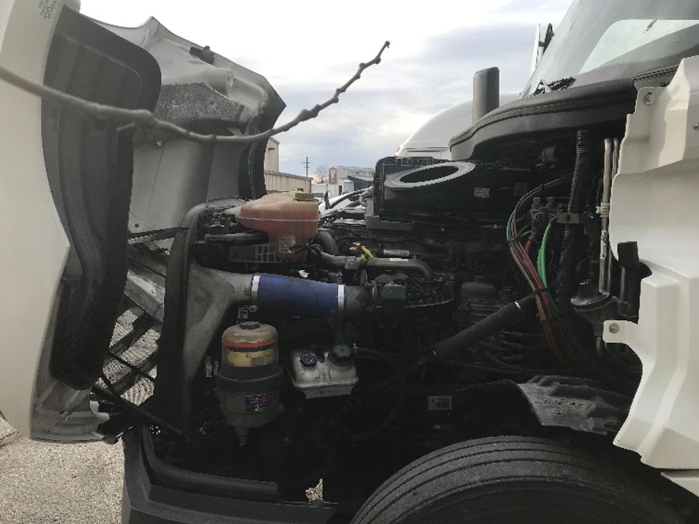 Sleeper Tractor-Heavy Duty Tractors-Freightliner-2021-T12662ST-Lincoln-NE-688,282\n\t\tmiles-$ 41,500 - Image 21