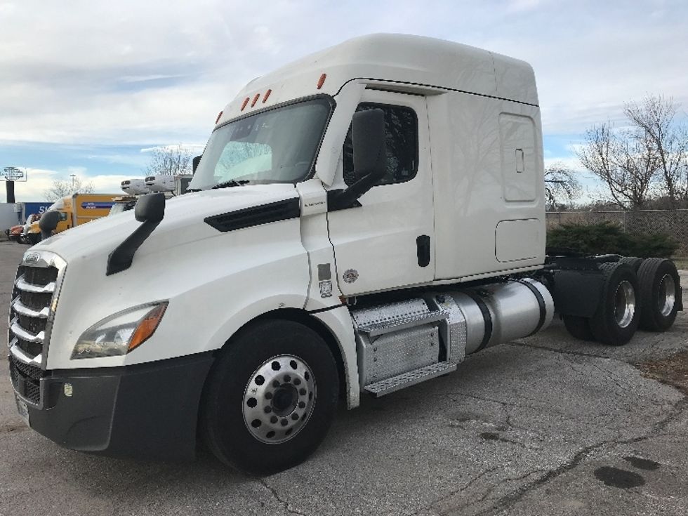 Sleeper Tractor-Heavy Duty Tractors-Freightliner-2021-T12662ST-Lincoln-NE-688,282\n\t\tmiles-$ 41,500 - Image 3