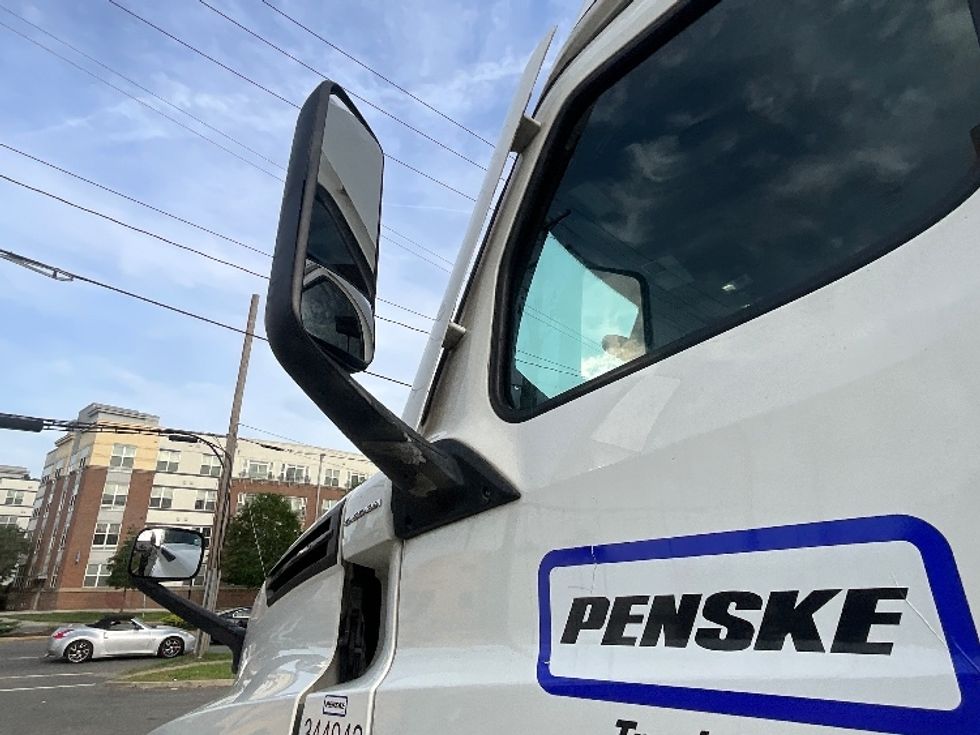 Sleeper Tractor-Heavy Duty Tractors-Freightliner-2021-T12664ST-Alexandria-VA-574,477\n\t\tmiles-$ 58,000 - Image 24