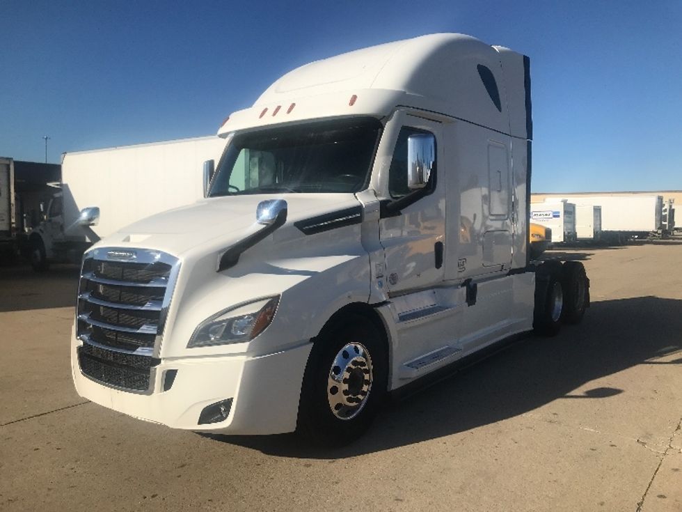 Sleeper Tractor-Heavy Duty Tractors-Freightliner-2021-T12664ST-Allen Park-MI-315,163\n\t\tmiles-$ 75,750 - Image 3