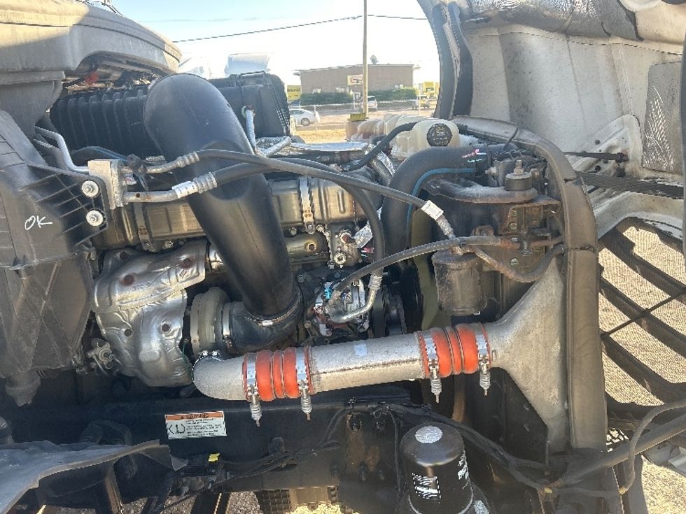 Sleeper Tractor-Heavy Duty Tractors-Freightliner-2021-T12664ST-Amarillo-TX-411,742\n\t\tmiles-$ 77,250 - Image 20