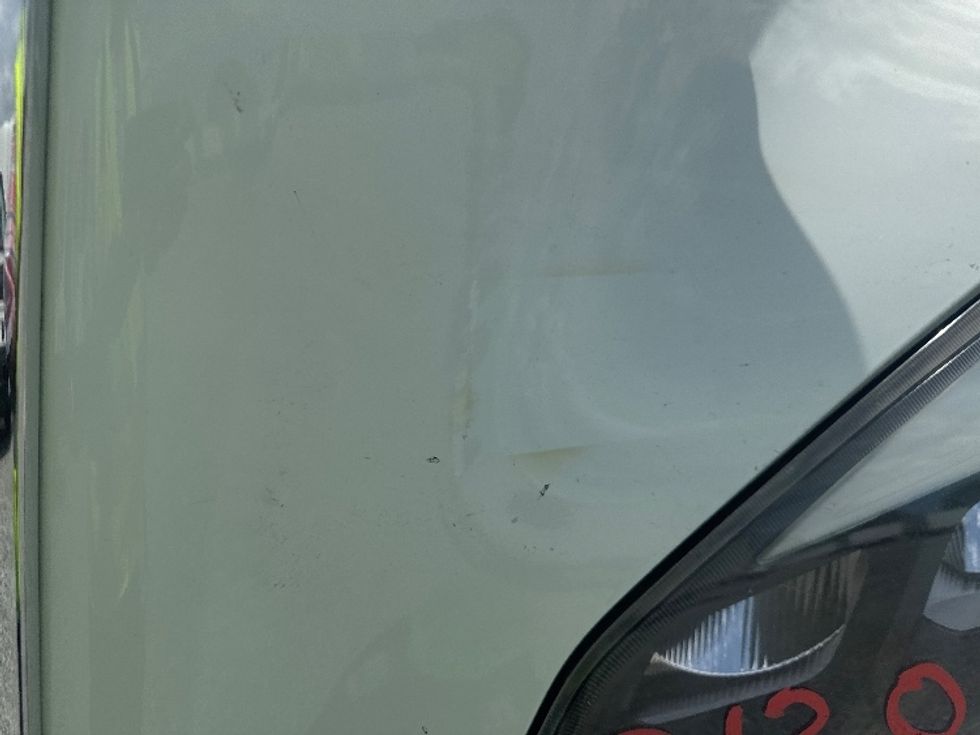 Sleeper Tractor-Heavy Duty Tractors-Freightliner-2021-T12664ST-Asheville-NC-437,531\n\t\tmiles-$ 72,500 - Image 25