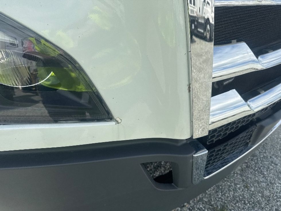 Sleeper Tractor-Heavy Duty Tractors-Freightliner-2021-T12664ST-Asheville-NC-437,531\n\t\tmiles-$ 72,500 - Image 27