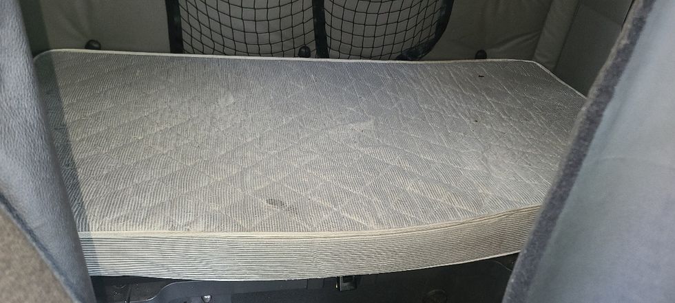 Sleeper Tractor-Heavy Duty Tractors-Freightliner-2021-T12664ST-Atlanta-GA-678,696\n\t\tmiles-$ 50,250 - Image 16