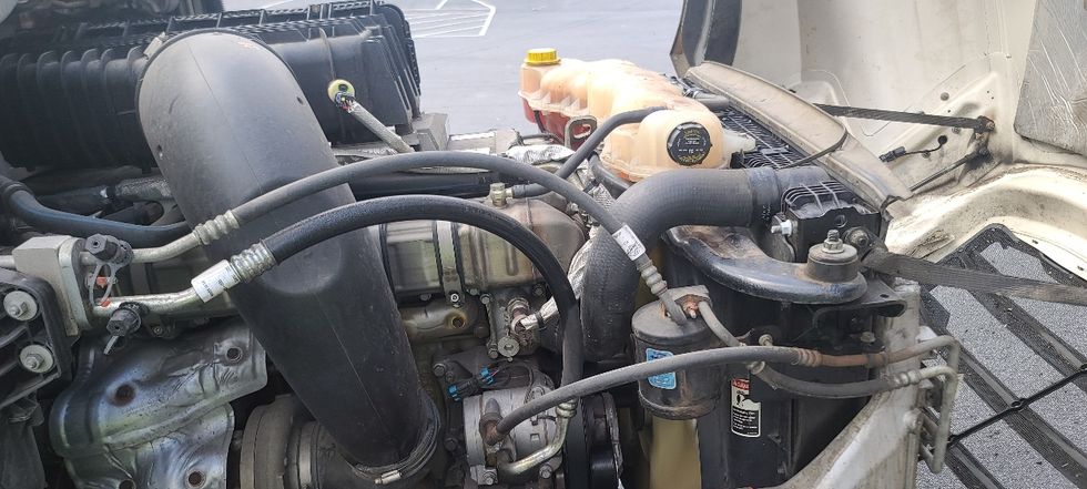 Sleeper Tractor-Heavy Duty Tractors-Freightliner-2021-T12664ST-Atlanta-GA-678,696\n\t\tmiles-$ 50,250 - Image 20