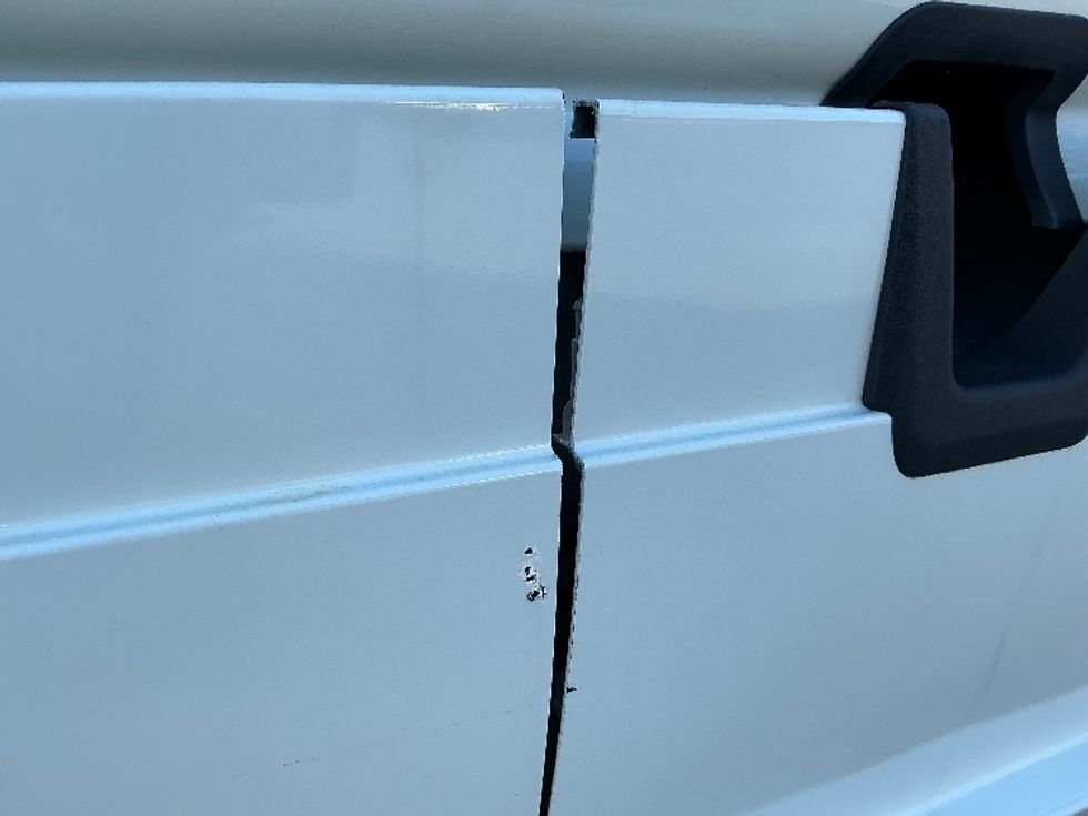 Sleeper Tractor-Heavy Duty Tractors-Freightliner-2021-T12664ST-Augusta-GA-442,201\n\t\tmiles-$ 72,250 - Image 24