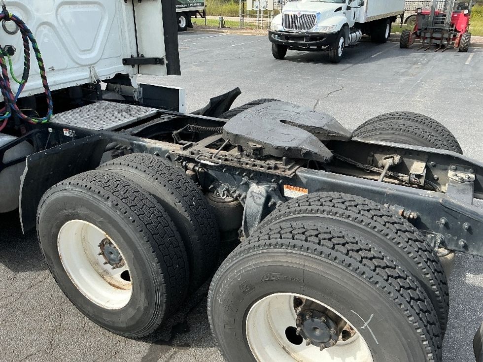 Sleeper Tractor-Heavy Duty Tractors-Freightliner-2021-T12664ST-Augusta-GA-634,318\n\t\tmiles-$ 53,000 - Image 23