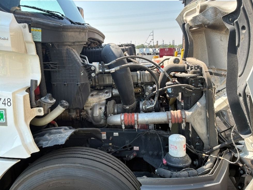 Sleeper Tractor-Heavy Duty Tractors-Freightliner-2021-T12664ST-Aurora-CO-325,728\n\t\tmiles-$ 85,750 - Image 20