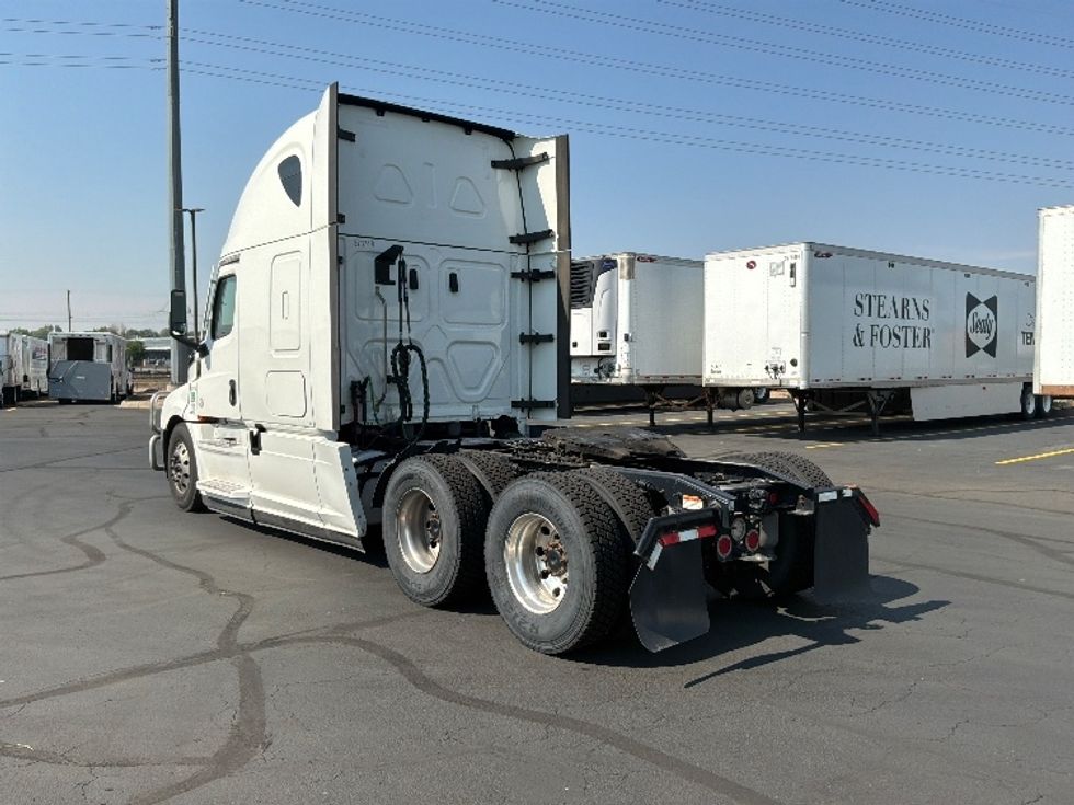 Sleeper Tractor-Heavy Duty Tractors-Freightliner-2021-T12664ST-Aurora-CO-325,728\n\t\tmiles-$ 85,750 - Image 5