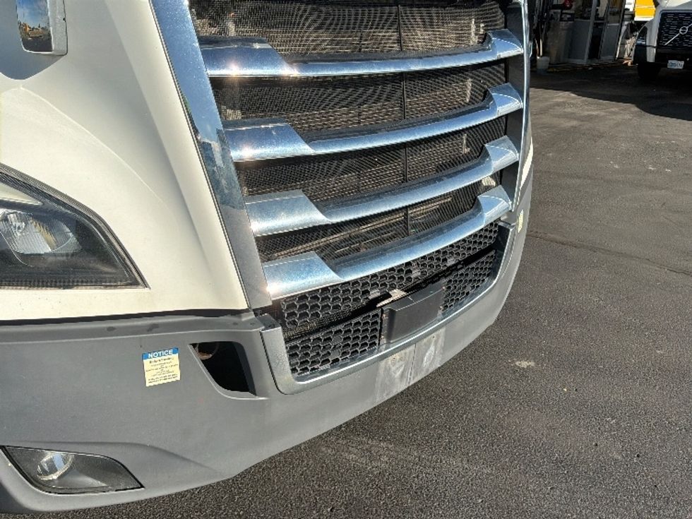 Sleeper Tractor-Heavy Duty Tractors-Freightliner-2021-T12664ST-Aurora-CO-370,870\n\t\tmiles-$ 87,500 - Image 26