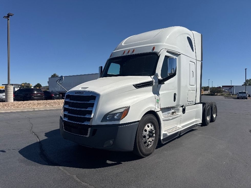 Sleeper Tractor-Heavy Duty Tractors-Freightliner-2021-T12664ST-Aurora-CO-414,273\n\t\tmiles-$ 85,000 - Image 3