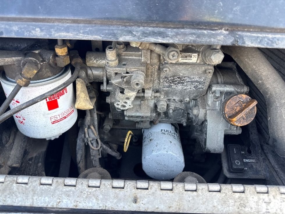 Sleeper Tractor-Heavy Duty Tractors-Freightliner-2021-T12664ST-Aurora-CO-458,981\n\t\tmiles-$ 75,500 - Image 23