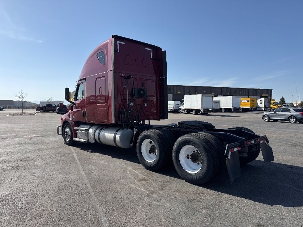 Sleeper Tractor-Heavy Duty Tractors-Freightliner-2021-T12664ST-Aurora-CO-458,981\n\t\tmiles-$ 75,500 - Image 5