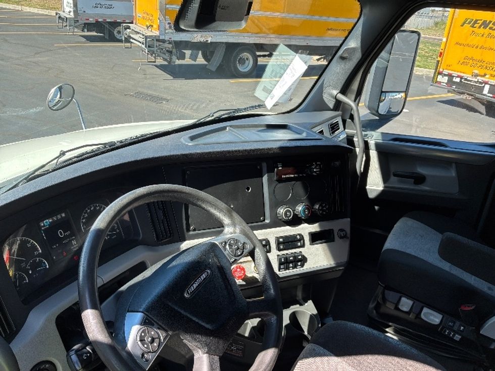 Sleeper Tractor-Heavy Duty Tractors-Freightliner-2021-T12664ST-Aurora-CO-488,964\n\t\tmiles-$ 75,500 - Image 10