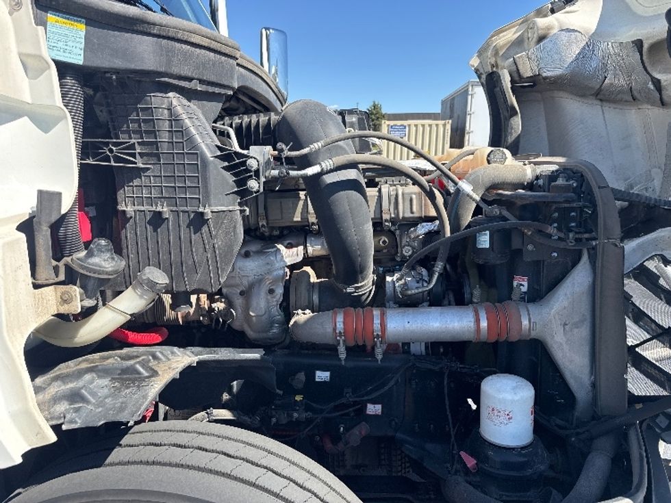 Sleeper Tractor-Heavy Duty Tractors-Freightliner-2021-T12664ST-Aurora-CO-488,964\n\t\tmiles-$ 75,500 - Image 20