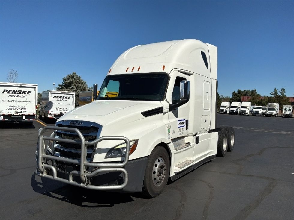 Sleeper Tractor-Heavy Duty Tractors-Freightliner-2021-T12664ST-Aurora-CO-488,964\n\t\tmiles-$ 75,500 - Image 3