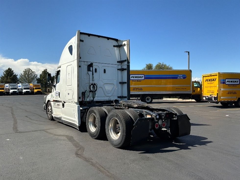 Sleeper Tractor-Heavy Duty Tractors-Freightliner-2021-T12664ST-Aurora-CO-488,964\n\t\tmiles-$ 75,500 - Image 5