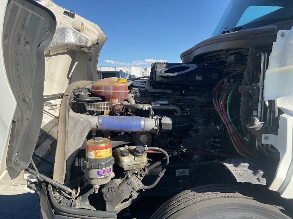 Sleeper Tractor-Heavy Duty Tractors-Freightliner-2021-T12664ST-Aurora-CO-674,624\n\t\tmiles-$ 54,500 - Image 21