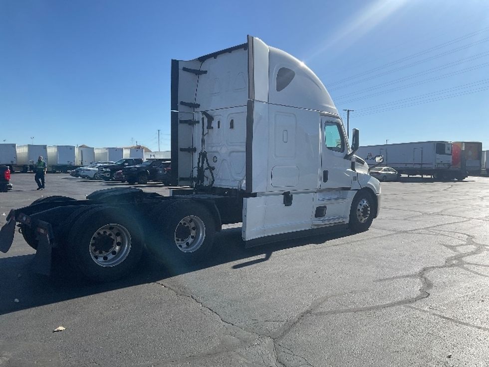 Sleeper Tractor-Heavy Duty Tractors-Freightliner-2021-T12664ST-Aurora-CO-674,624\n\t\tmiles-$ 54,500 - Image 7