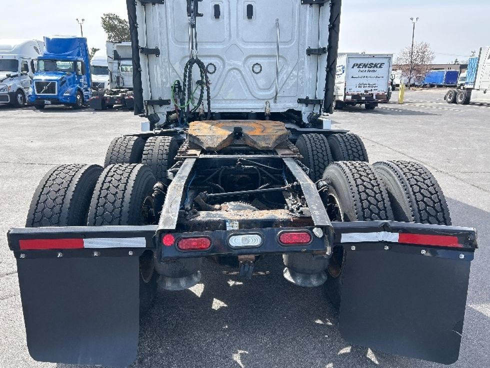 Sleeper Tractor-Heavy Duty Tractors-Freightliner-2021-T12664ST-Brooklyn Park-MN-623,968\n\t\tmiles-$ 47,500 - Image 6