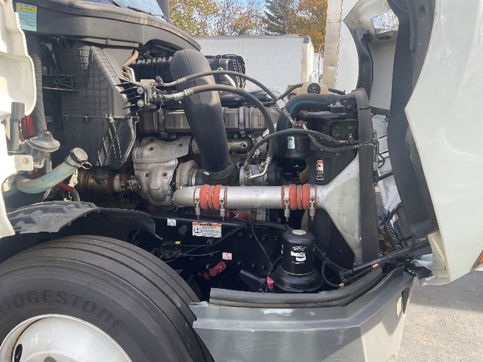 Sleeper Tractor-Heavy Duty Tractors-Freightliner-2021-T12664ST-Capitol Heights-MD-525,421\n\t\tmiles-$ 60,000 - Image 20