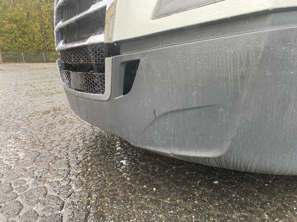 Sleeper Tractor-Heavy Duty Tractors-Freightliner-2021-T12664ST-Charlotte-NC-321,642\n\t\tmiles-$ 80,250 - Image 25