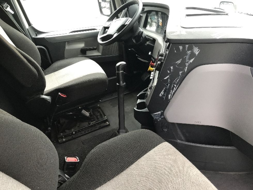 Sleeper Tractor-Heavy Duty Tractors-Freightliner-2021-T12664ST-Charlotte-NC-468,863\n\t\tmiles-$ 63,500 - Image 15