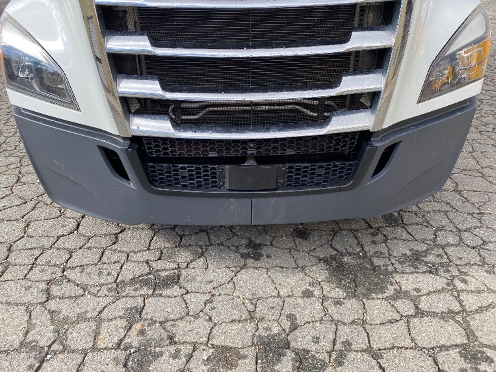 Sleeper Tractor-Heavy Duty Tractors-Freightliner-2021-T12664ST-Charlotte-NC-500,749\n\t\tmiles-$ 62,500 - Image 24