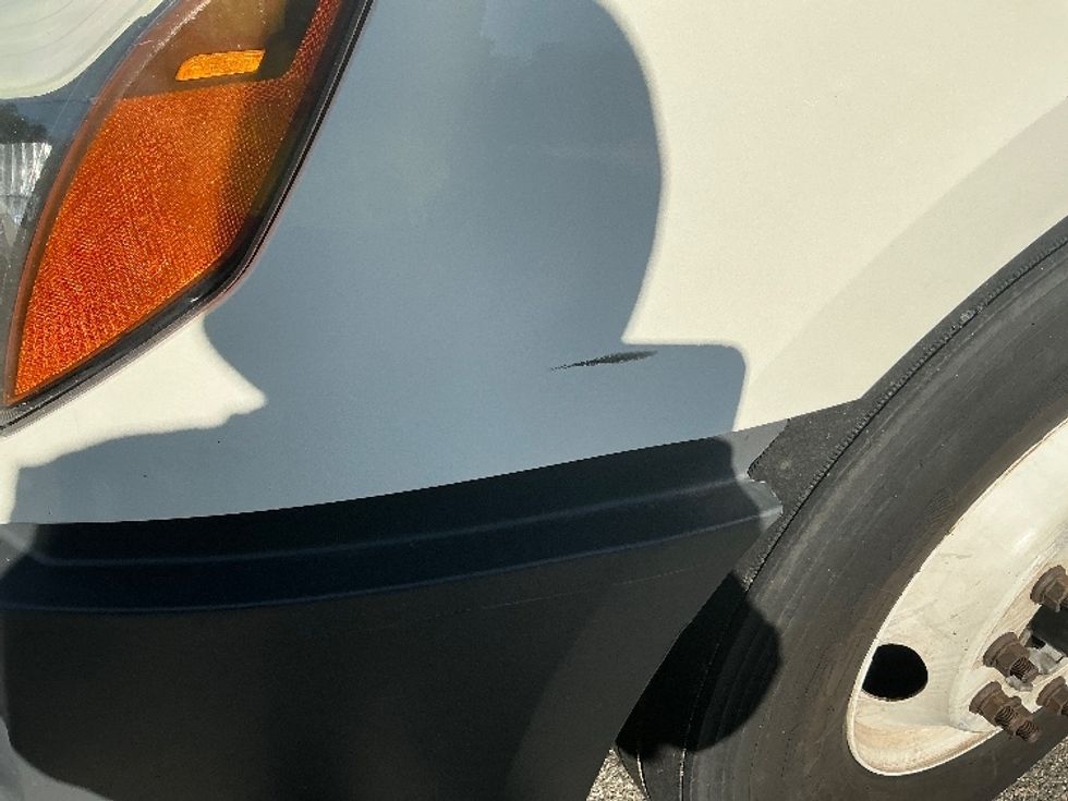 Sleeper Tractor-Heavy Duty Tractors-Freightliner-2021-T12664ST-Chester-VA-505,476\n\t\tmiles-$ 62,250 - Image 25